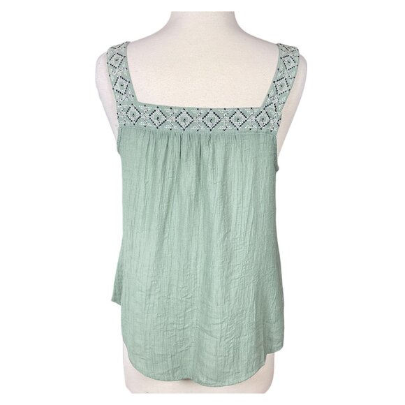 Blu Pepper Sleeveless Square Neck Gauzy Lt Green Cross Stitch Accent Top LG - Picture 6 of 9